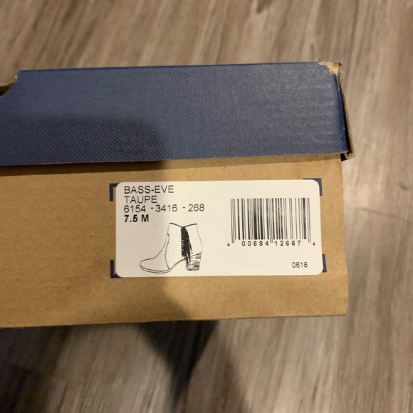 EUC GH Bass boots with fringe - Picture 2 of 11